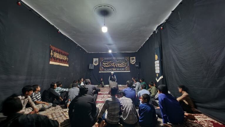 برگزاری جلسات روضه خوانی